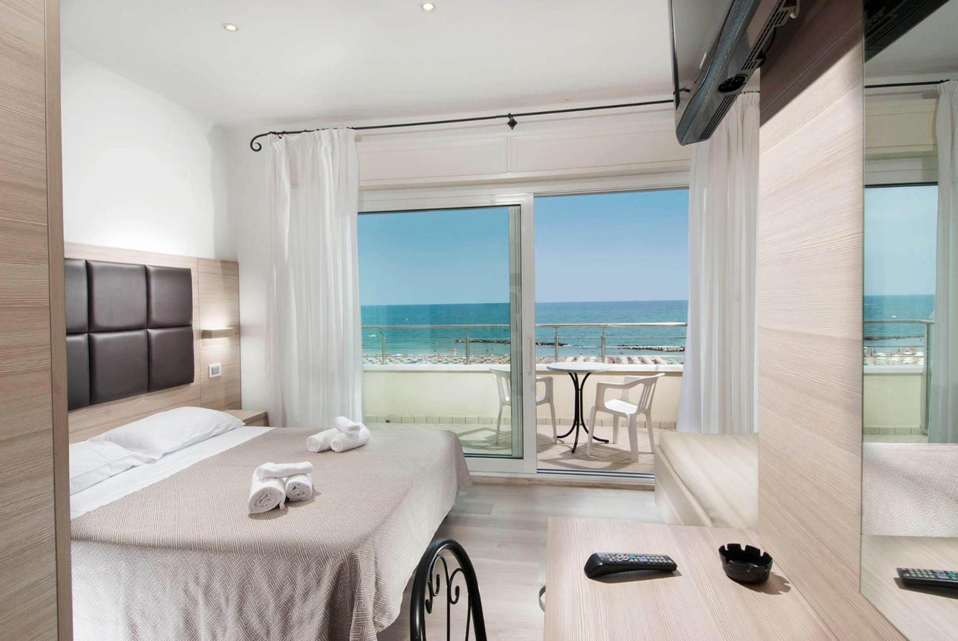 Hotel Bellevue Cattolica Eksteriør bilde