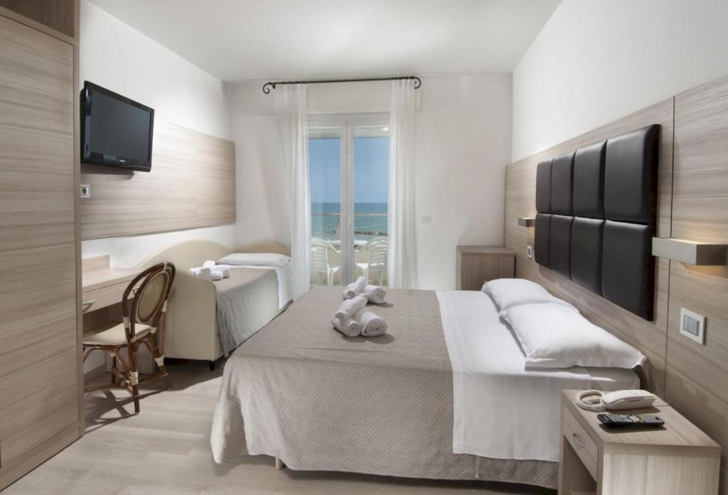 Hotel Bellevue Cattolica Eksteriør bilde